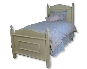 Relics Furniture Lily Rae Bed with Finials