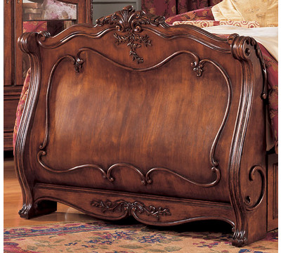 Sturdy Footboard