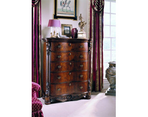 Pulaski Edwardian Five Drawer Chest