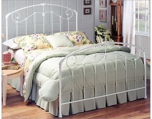 Hillsdale Furniture Maddie Bed