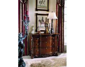 Pulaski Edwardian Bachelors Chest