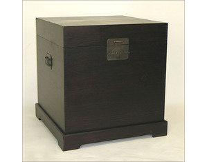 Wayborn Buda Chest