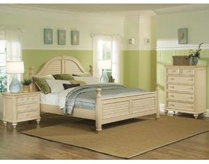 Wynwood Hadley Pointe Poster Bed in Antique Parchment Finish