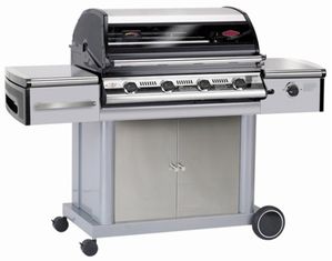 Beefeater Discovery 4 Burner 500i Series Including Side Burner Grill