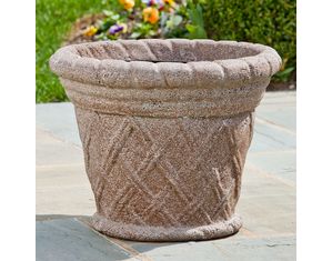 Alfresco Home Tudor Planter