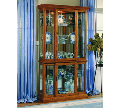 Pulaski Golden Oak Breakfront Curio Cabinet